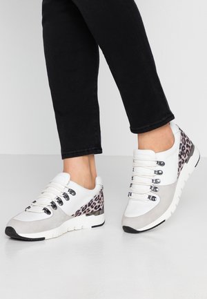 Caprice Sneaker low - white