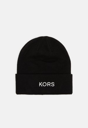 Bonnet noir en tricot avec revers présentant le texte brodé "KORS" en blanc au centre avant.