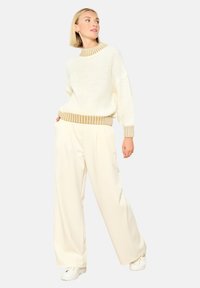 LolaLiza Džemper - offwhite