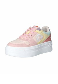 Sneakers platform con tomaia in pelle rosa, caratterizzati da accenti gialli, verde menta e viola. Suola chunky bianca e dettaglio del logo tondo.