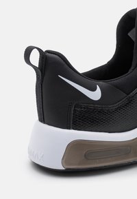 Nike Performance Treenikenkä - black