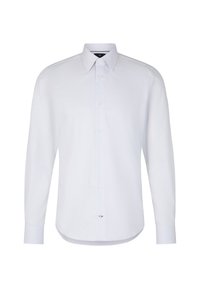 Chemise blanche à manches longues avec un motif subtil, col standard et une poche simple sur le côté gauche. Tissu texturé.
