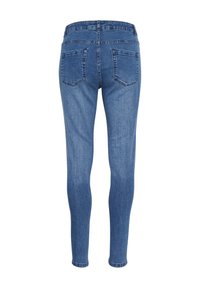 Vaqueros de mezclilla azul ajustados con una cinturilla alta, dos bolsillos traseros y una textura suave con efecto de lavado desgastado.