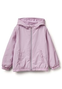 Giacca a zip leggera di colore viola chiaro con cappuccio, polsini elasticizzati e tasche laterali arricciate. Realizzata in tessuto liscio e leggero con una finitura opaca.