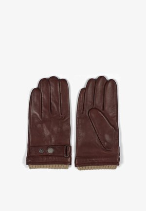 Gants en cuir marron avec un poignet en tricot beige côtelé, accent de bouton au poignet, design à cinq doigts, texture douce et détails de couture.