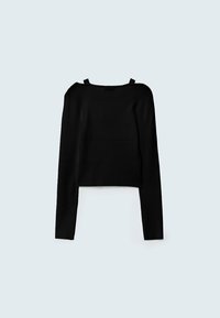 Haut noir cropped à manches longues en tissu côtelé avec un décolleté carré et deux petites bretelles aux épaules. Texture lisse, design minimaliste.