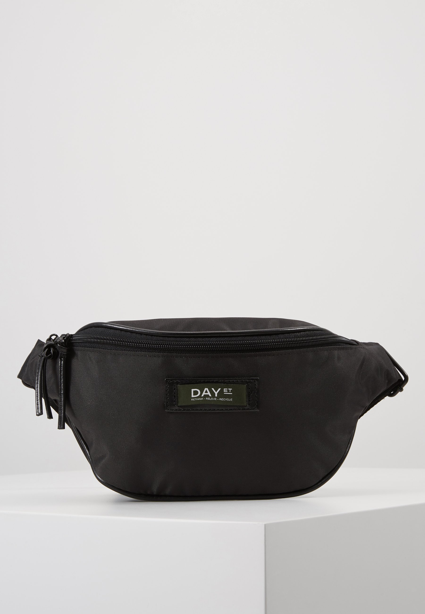DAY Birger et Mikkelsen DAY GWENETH RECYCLE BUM Rumpetaske Black Waist Bag | DAY Birger et Mikkelsen | Vesker | Miinto.no