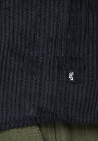 Nike SB LAYERING - Jas - black