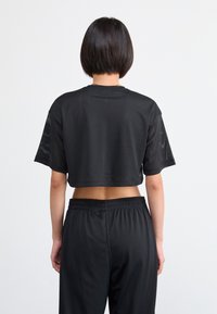 Nike Sportswear CROP TEE - Jednoduché tričko - black