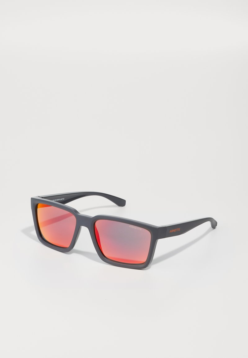 Arnette PLOT TWIST UNISEX - Päikeseprillid - medioum grey