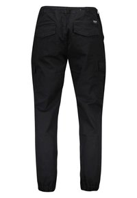 Zwarte cargobroek met een ontspannen pasvorm, voorzien van twee grote achterzakken, elastische boorden en een soepele katoenen textuur.