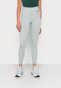 Nike Sportswear Leggings - Byxor - grey