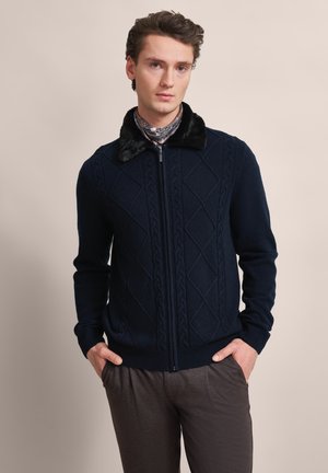 Cardigan - marine
