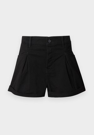 Crne hlačice visokog struka s prednjim gumbom, petljama za remen, bočnim džepovima, naborima i preklopljenim rubovima, prikazane na jednobojnoj svijetloj pozadini.