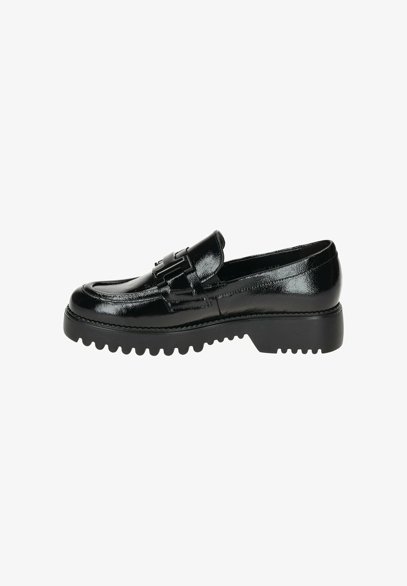 Schwarze Lackleder-Slipper mit einer klobigen Gummisohle, die einen dekorativen Riemenakzent über der Oberseite und glänzende Oberfläche aufweisen.