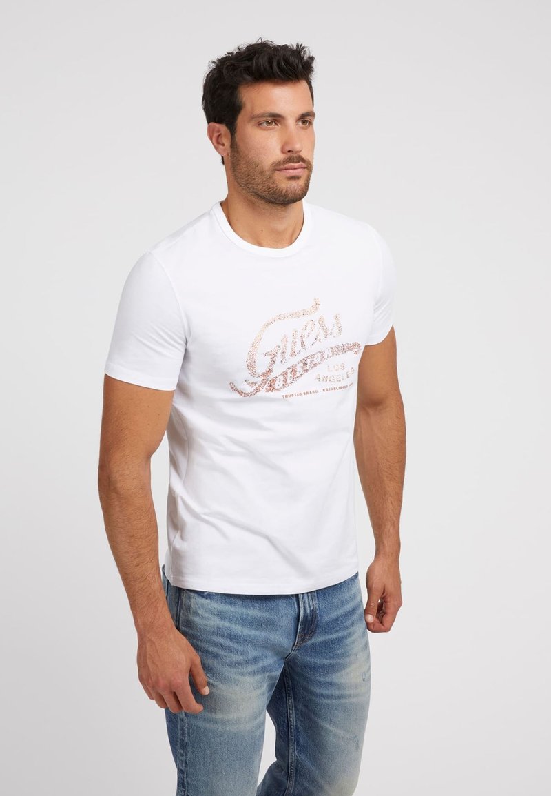 Guess MIT FRONTLOGO - Triko s potiskem - weiß/bílá - Zalando.cz