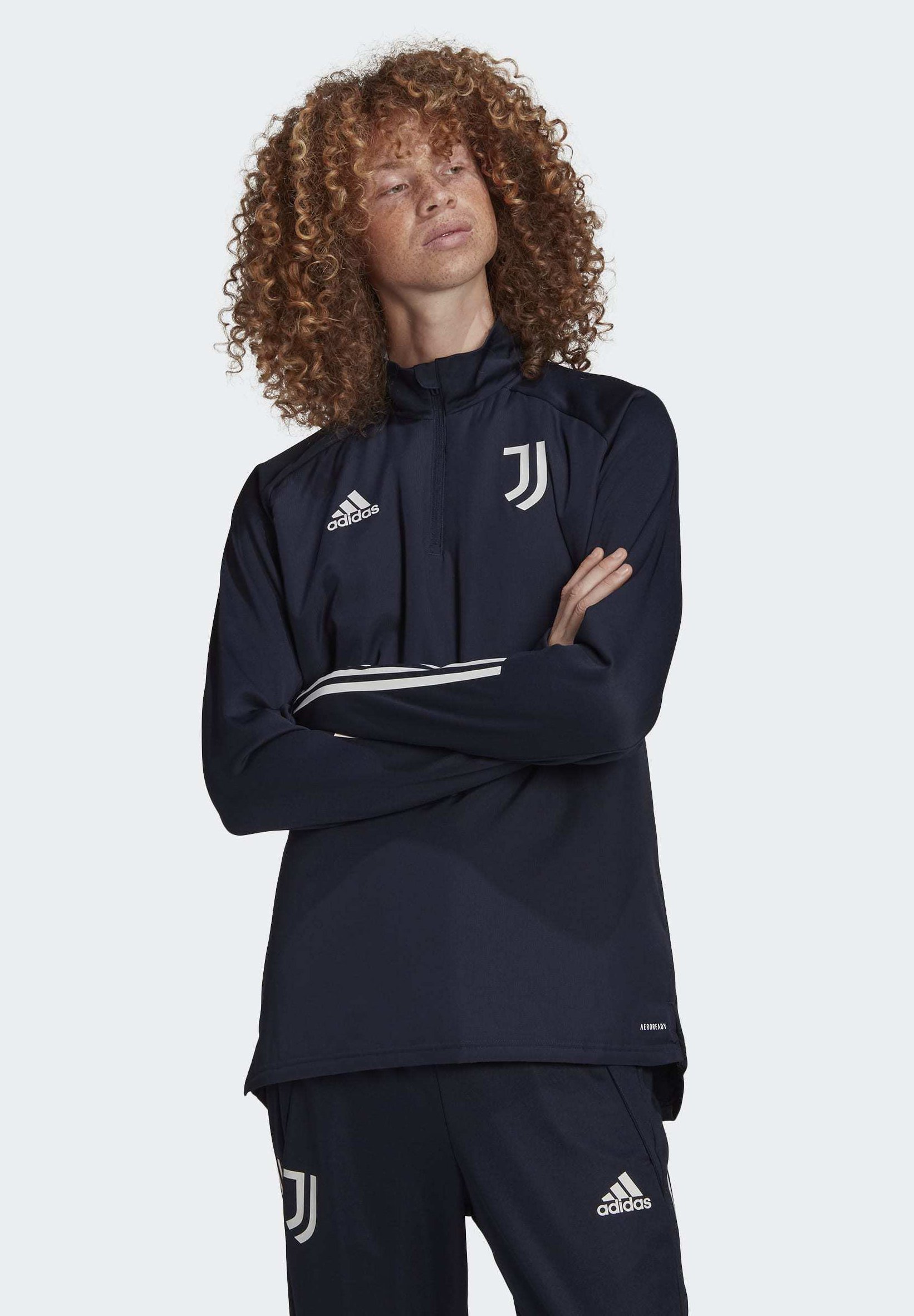 juventus warm top