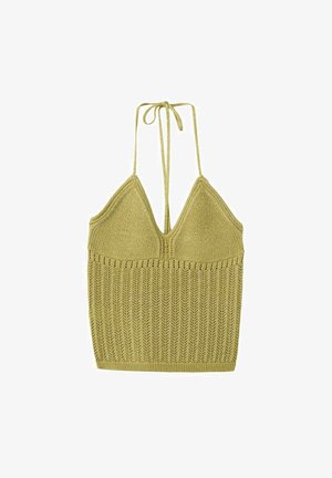 Haut dos nu en tricot vert olive avec des bonnets triangulaires et un motif de dentelle verticale texturée, noué au cou avec de fines bretelles.