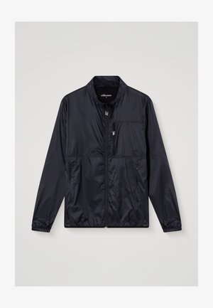 Zwarte lichtgewicht jas met rits, opstaande kraag, elastische manchetten en met rits afsluitbare borst- en zijzakken, maat medium.