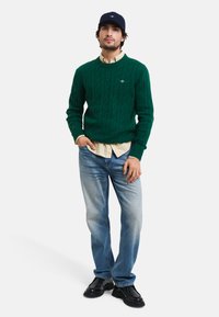 GANT CABLE C-NECK - Trui - deep forest green