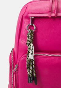Desigual BACK HALF LOGO CHESTER - Zaino - pink