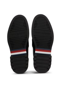 Tommy Hilfiger LIGHT HILFIGER LOAFER - Įmautiniai batai - black