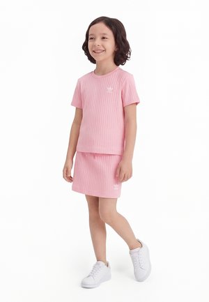 adidas Originals REGULAR SKORT KIDS SET - Βασικό μπλουζάκι - light pink