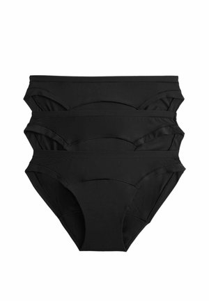 Trzy złożone czarne bawełniane damskie majtki bikini ułożone na białym tle.