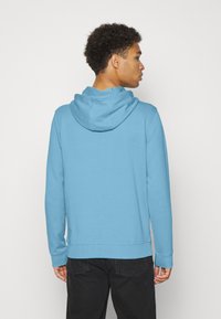 HUGO DARATSCHI - Sweatshirt com capuz - turquoise/aqua