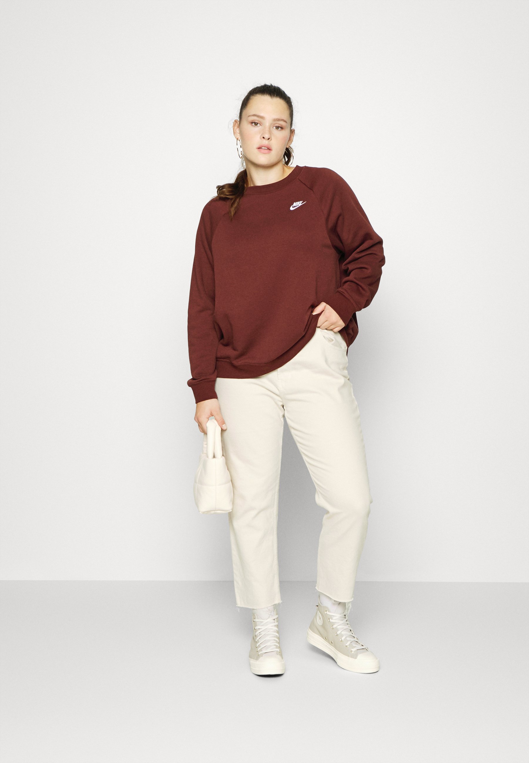 Nike Sportswear CREW - Sudadera - bronze eclipse/white/burdeos - Zalando.es