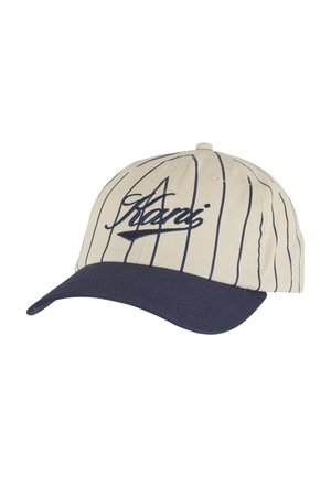 Bézs baseballsapka tengerészkék vékony csíkozással, tengerészkék karimával és hímzett, aláírásszerű szöveggel az elején.