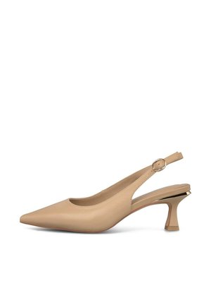 Zapato de tacón bajo slingback de cuero beige con puntera puntiaguda, tacón curvo bajo y correa ajustable con hebilla.