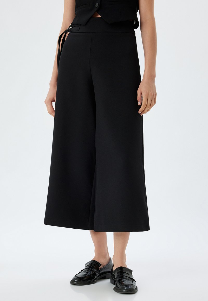 Koton CULOTTE - Jupe trapèze - black