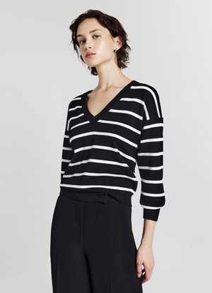 Calliope CON SCOLLO A V A RIGHE - Maglione - var ultrablack