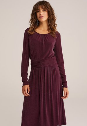 Vardagsklänning - burgundy red