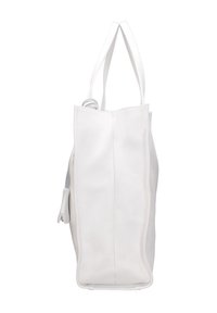 Borsa tote in pelle bianca con design strutturato, corpo piatto, doppi manici superiori e tasca laterale. Superficie texturizzata con dettagli minimalisti.