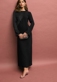 Next MIX COLUMN TALL - REGULAR FIT - Robe longue - black