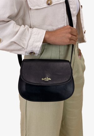 Gusti Leder, KAYLA UNISEX, czarny