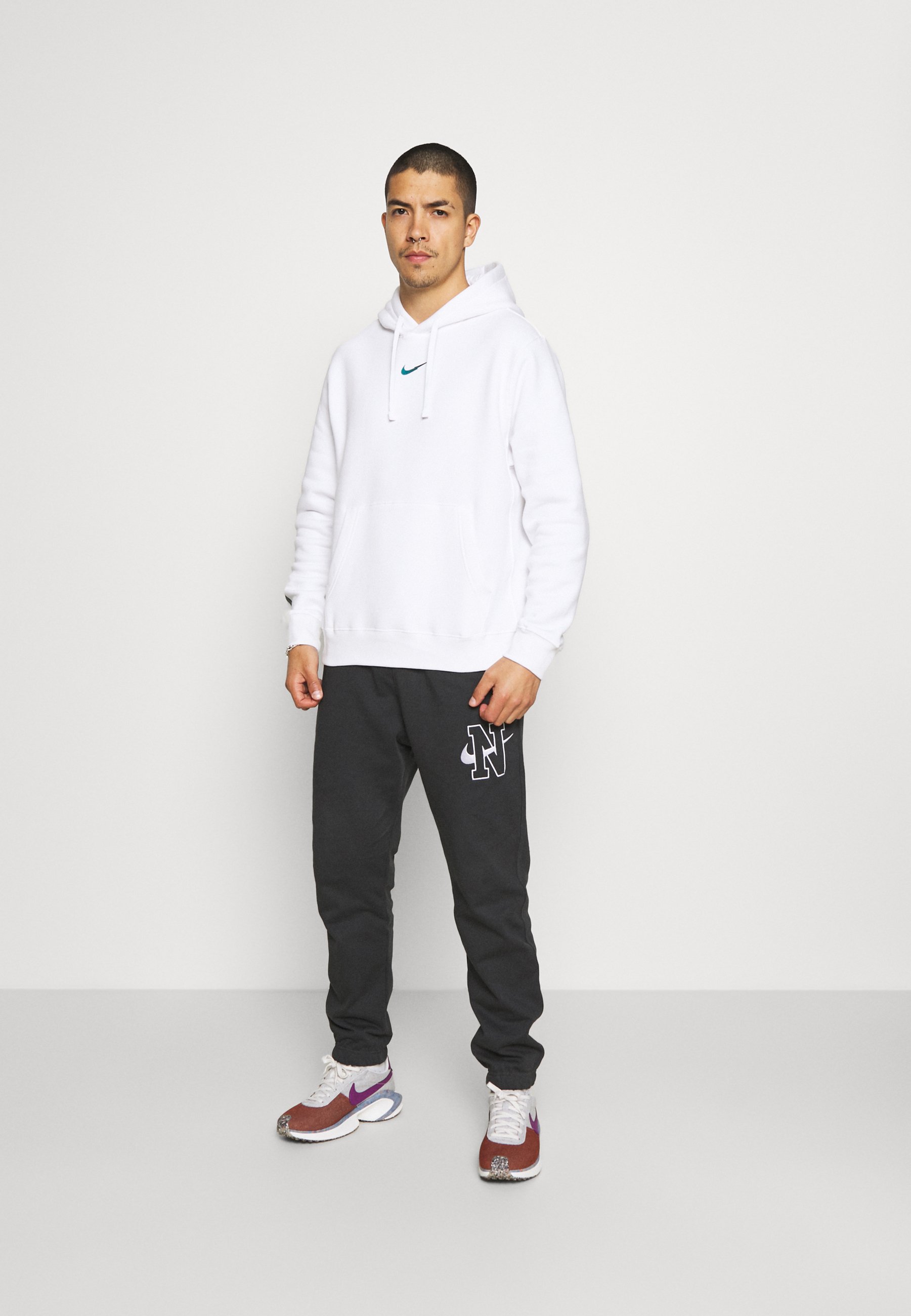 في بعض الأحيان في بعض الأحيان احتيال مندوب jd sudaderas capucha nike blanca  - ageventmanagement.com
