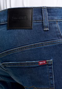 MARTIN - Slim fit jeans - marine
