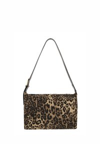 Bolso de mano de tela suave con estampado de leopardo y forma rectangular. Cuenta con una correa de cuero ajustable y cierre de cremallera.