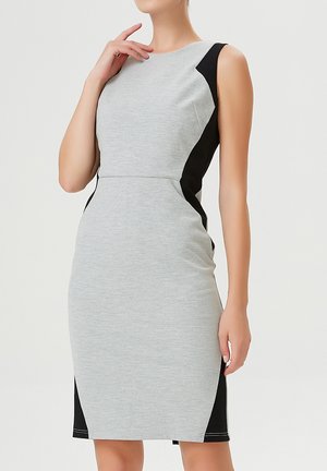 Smart and Joy Robe fourreau - gris