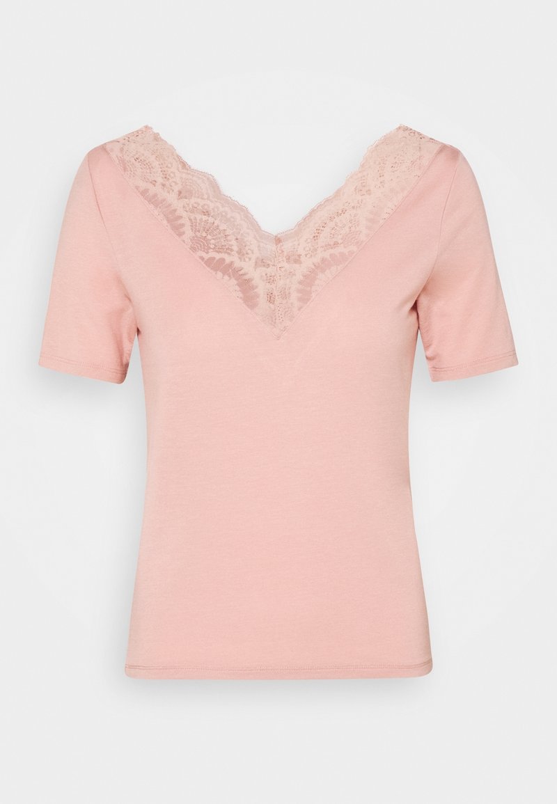 Rosa kortärmad T-shirt med V-ringning, med en delikat spetsinsats vid halsutskärningen. Mjuk tyg med en slät textur.