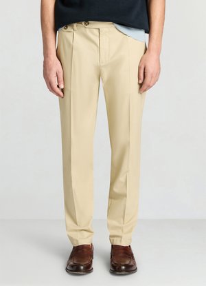 Beige trousers with a tailored fit, featuring double front pleats and two gold-tone buttons at the waist, made from a smooth fabric.
