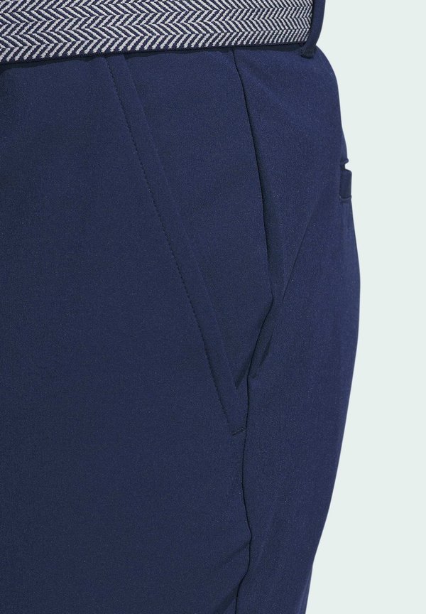 ULTIMATE365 TAPERED - Trousers4