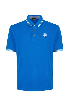 Polo blu in cotone. Caratterizzato da un colletto a strisce bianche, una chiusura con tre bottoni e un logo a scudo sul lato sinistro del petto. Maniche corte.