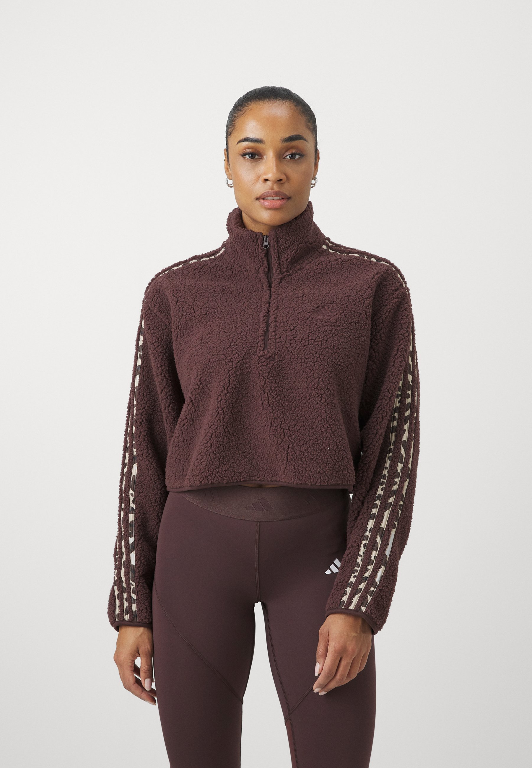adidas Sportswear ESSENTIALS 3 STRIPES ANIMAL PRINT CROPPED