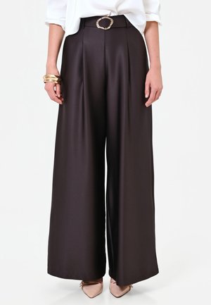 Rinascimento, PANTALONE TINTA UNITA - Pantalon classique - brown