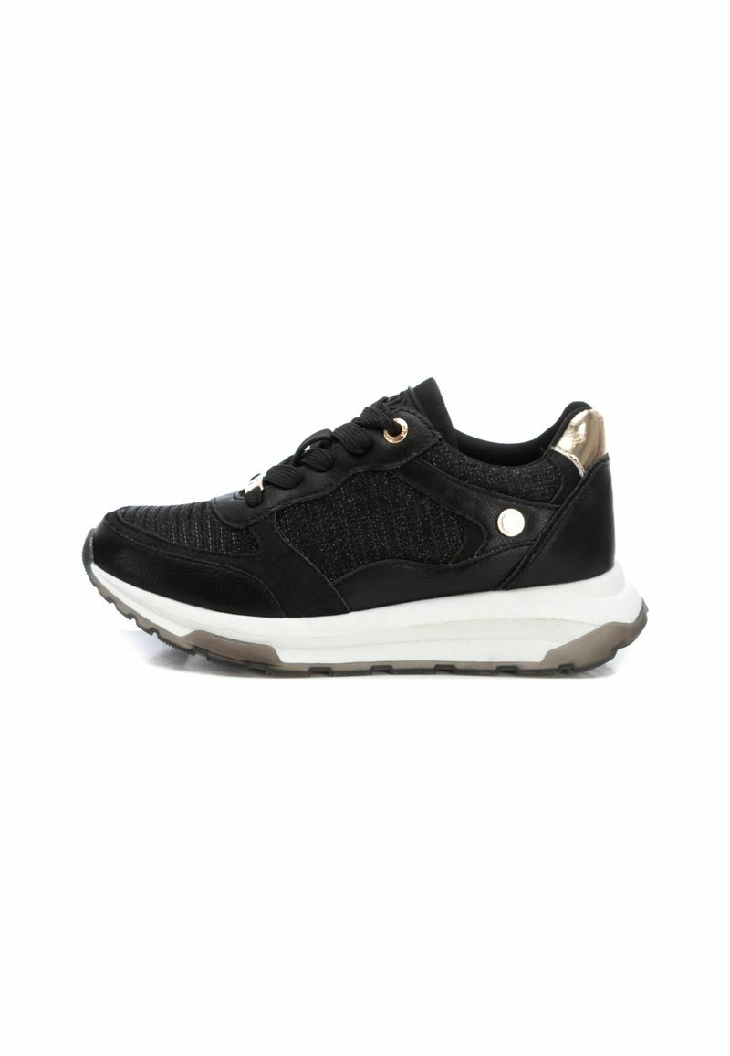 XTI Zapatillas - black