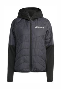 Crna izolirana jakna s kapuljačom, s kvadratnim uzorkom na prednjem dijelu i kontrastnim crnim rukavima. "TERREX" logo na prsima.